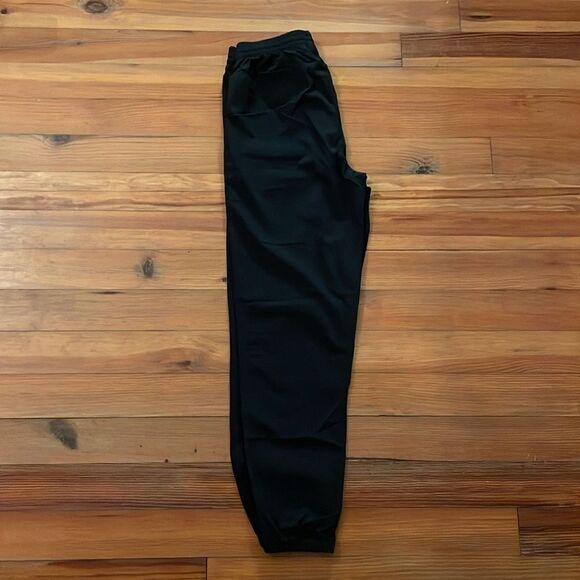 Alpha Camp Black Lightweight Jogger Pants Womens Size Medium UPF 50+ - Picture 3 of 11